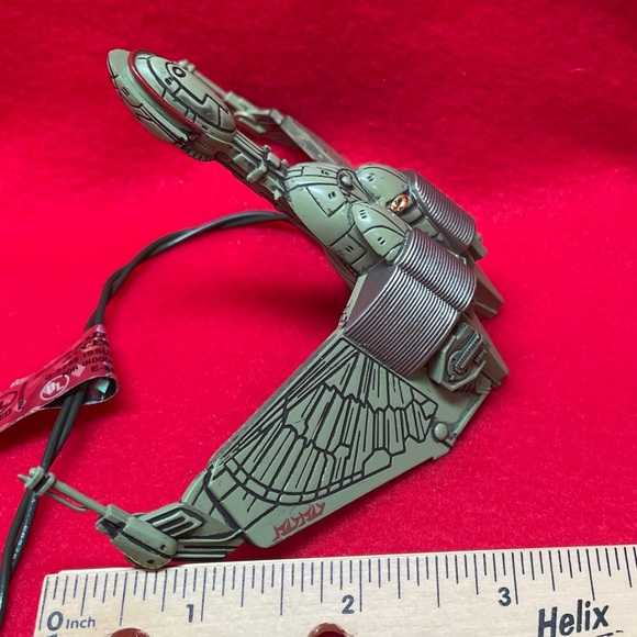 Star Trek Klingon Bird of Prey Hallmark Ornament - Picture 9 of 12